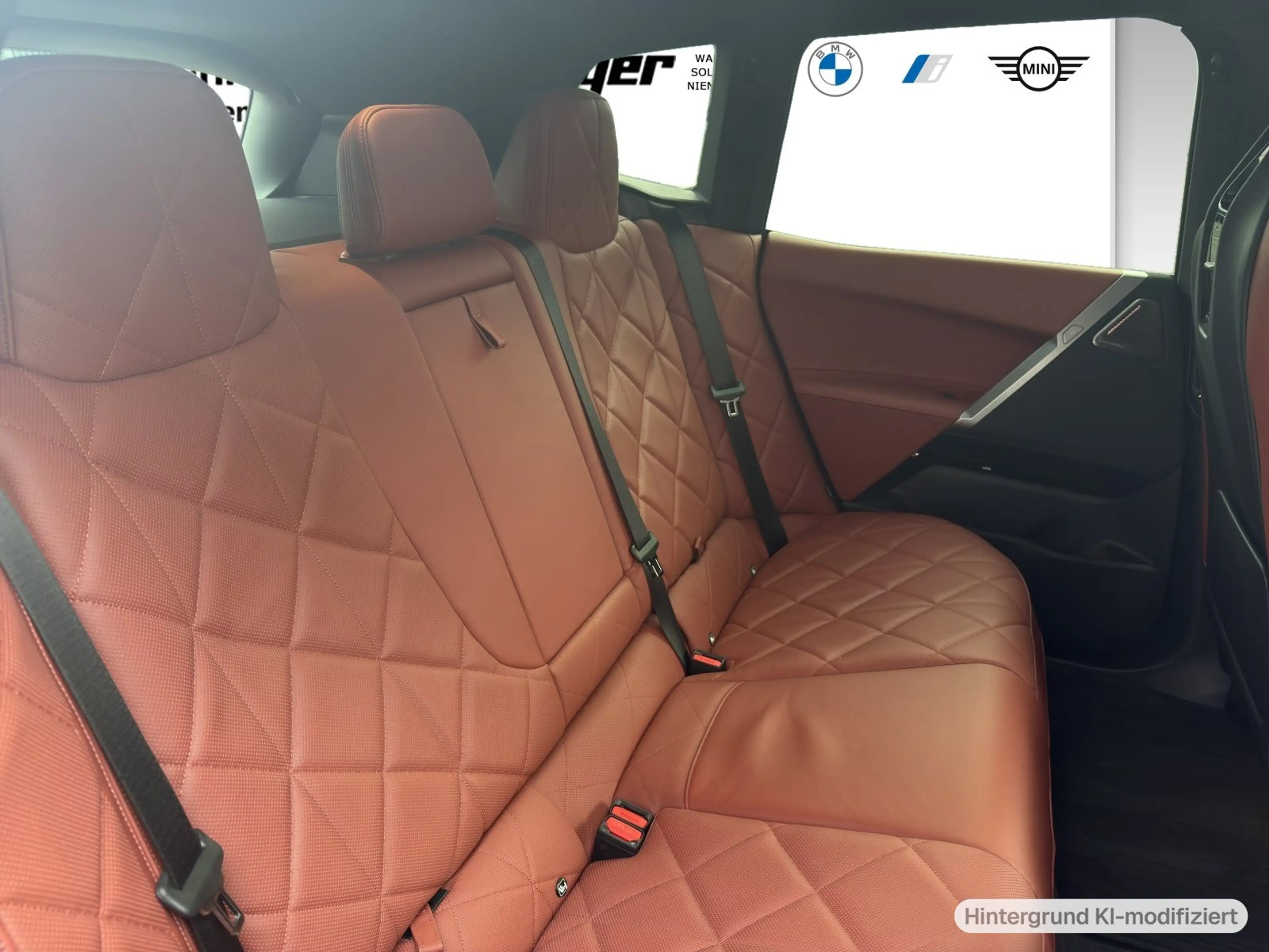 BMW iX M70 xDrive B&W Surround DAB Aktivlenkung LED — photo 8