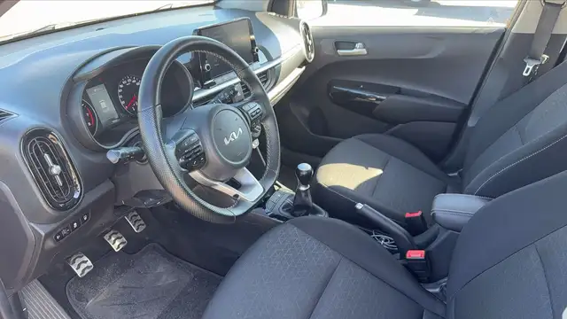Kia Picanto view 8