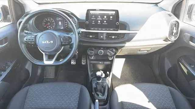 Kia Picanto view 11
