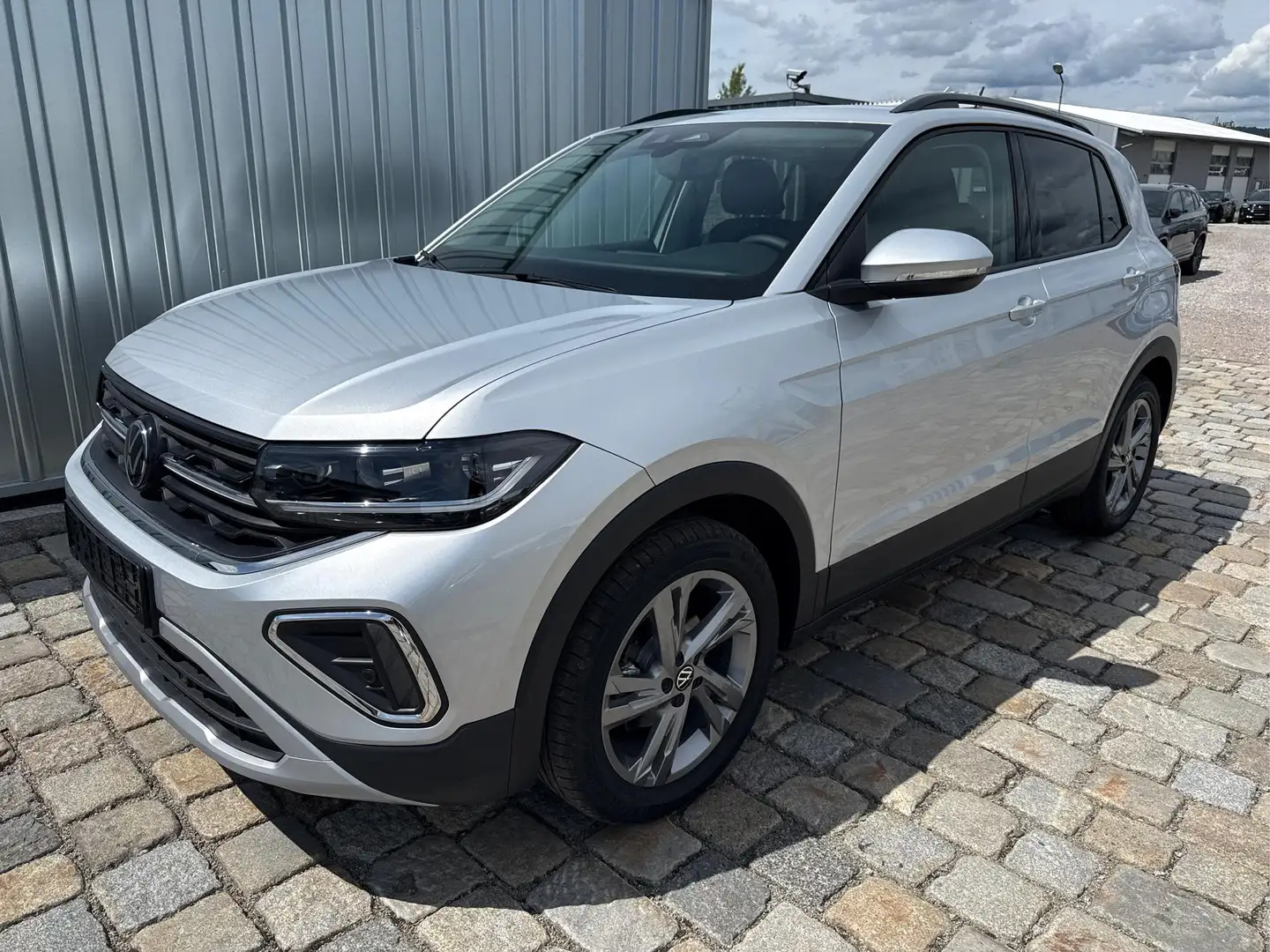 Volkswagen T-Cross PRIME 1,0 TSI 116 PS DSG -Anhängerkupplung- PD... Silber - 1