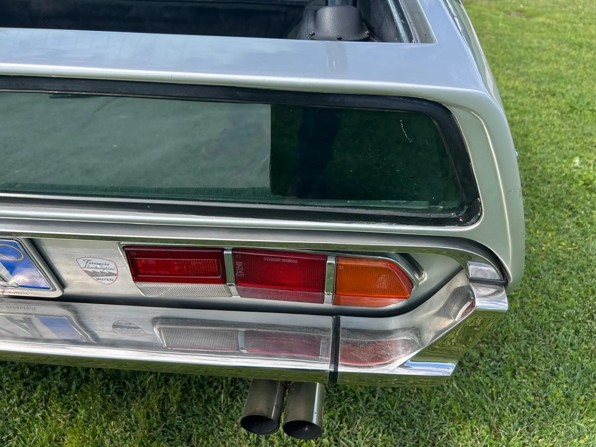 람보르기니 Espada 1972 실버 사진 5