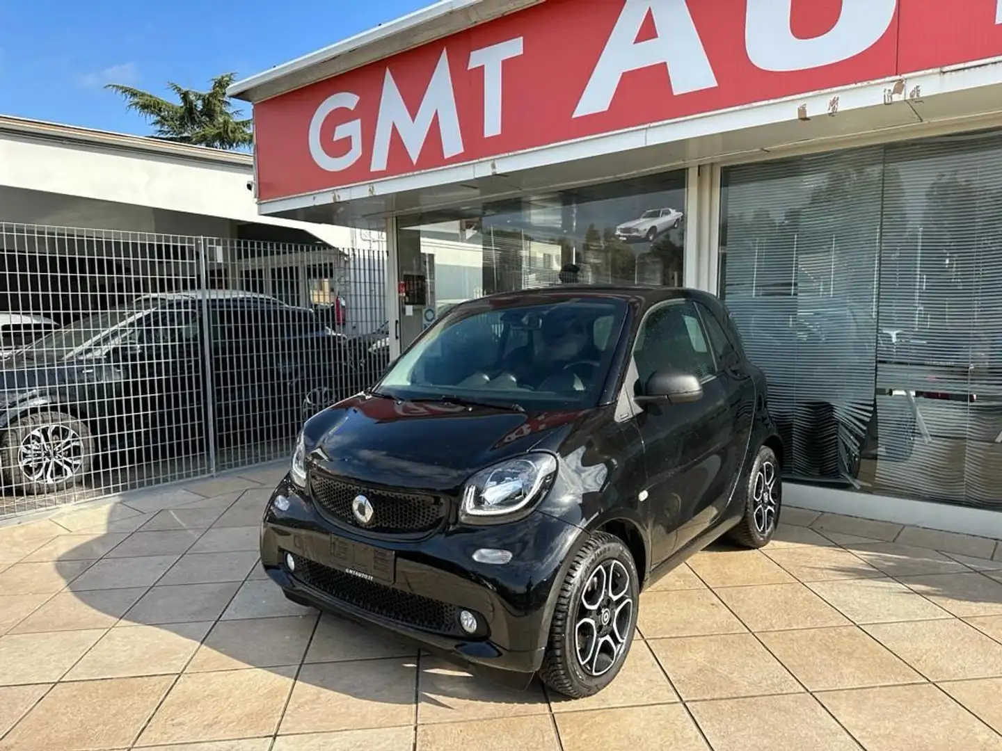 smart forTwo 0.9 90CV PASSION NAVI PANORAMA LED CERCHI PRIME Zwart - 1