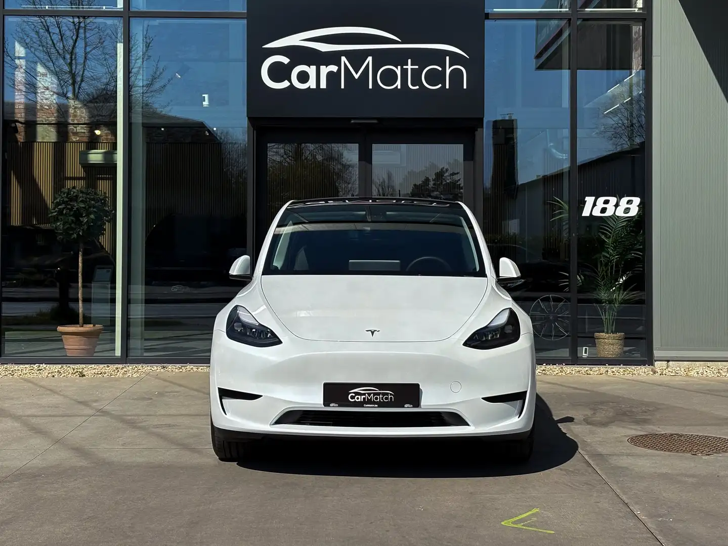 Tesla Model Y Standard Range RWD - Nieuwstaat Blanco - 2