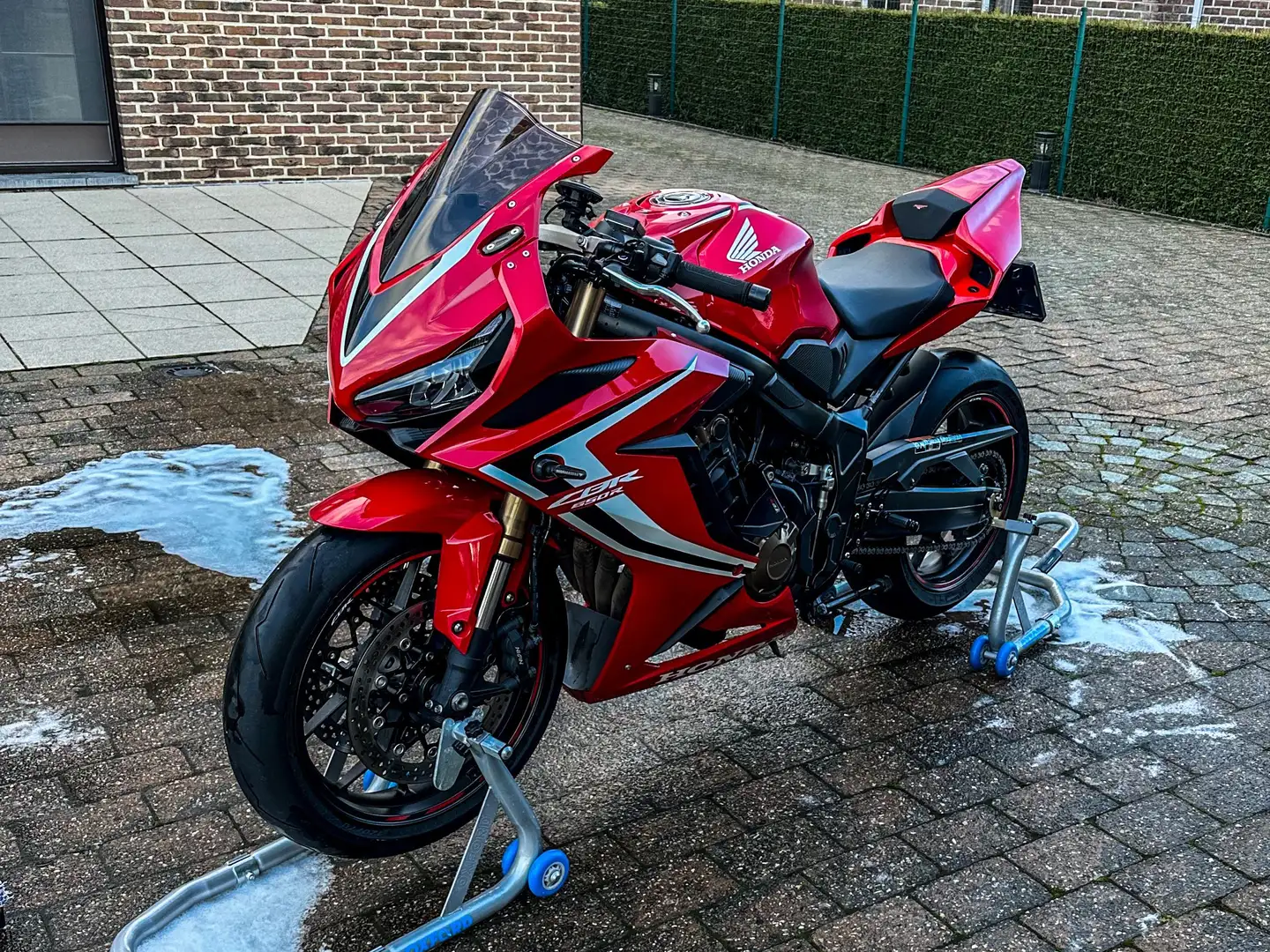 Honda CBR 650 R Rojo - 2