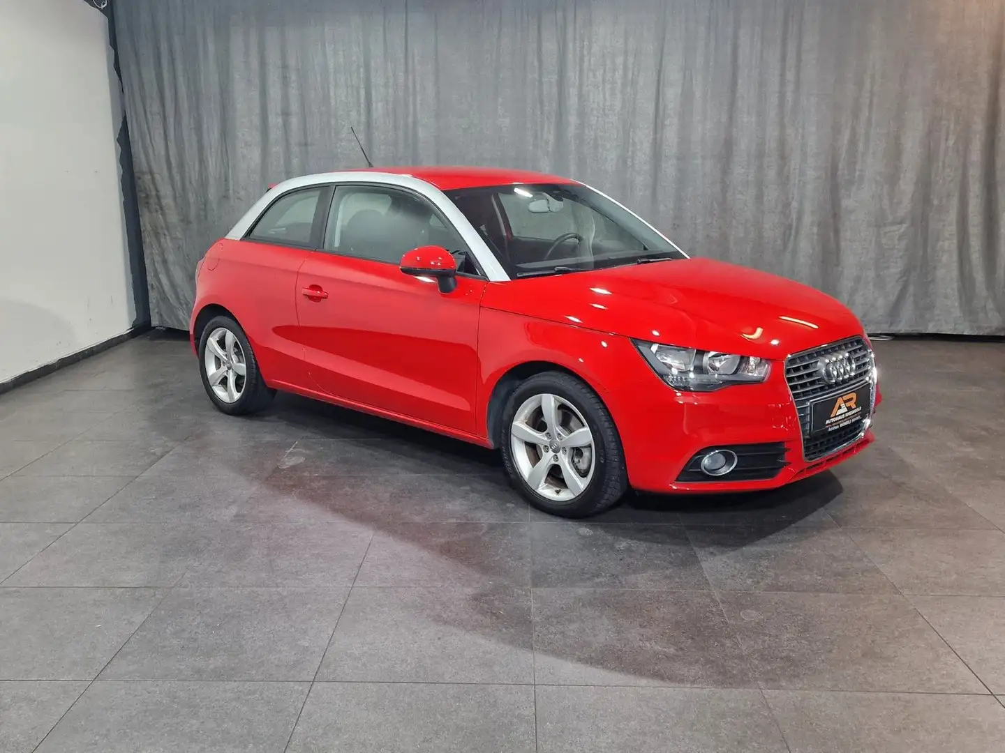 Audi A1 attraction Rot - 2