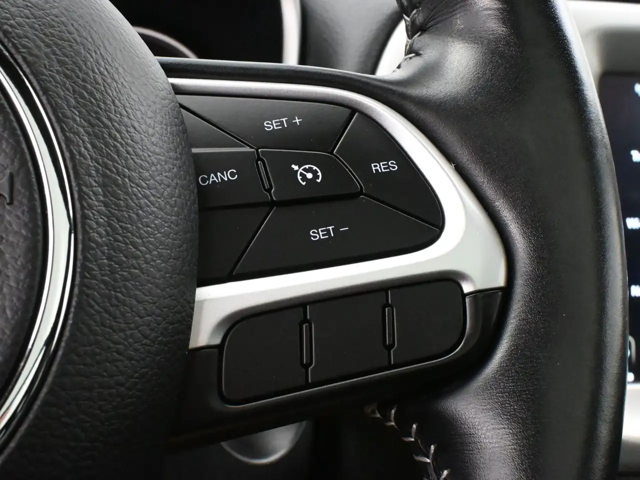 Jeep Compass снимка Jeep Compass