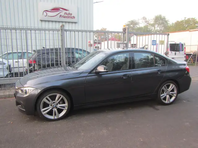 BMW 335 335iX M-Paket, TÜV neu