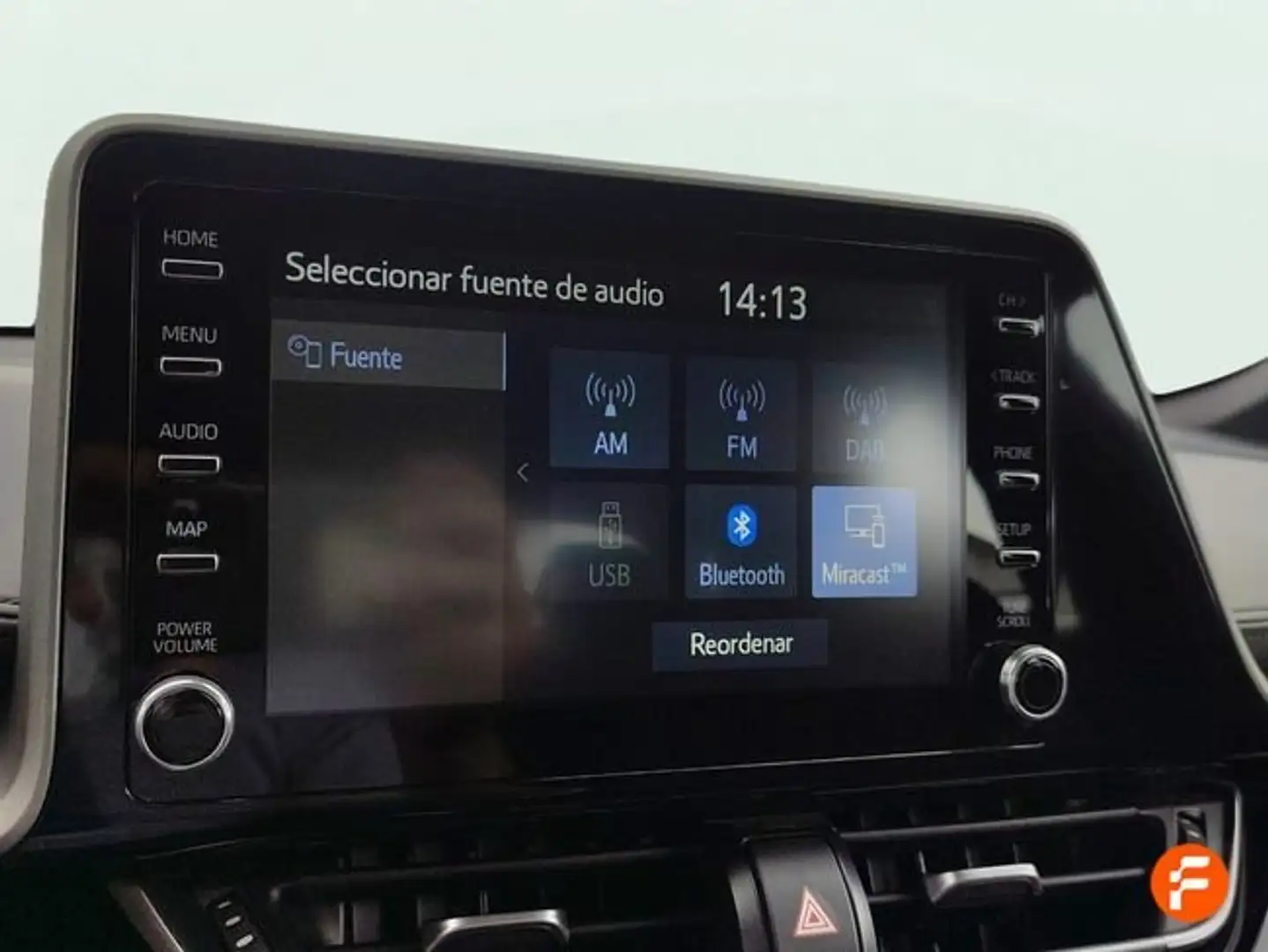 Toyota C-HR 125H Active Blanc - 2