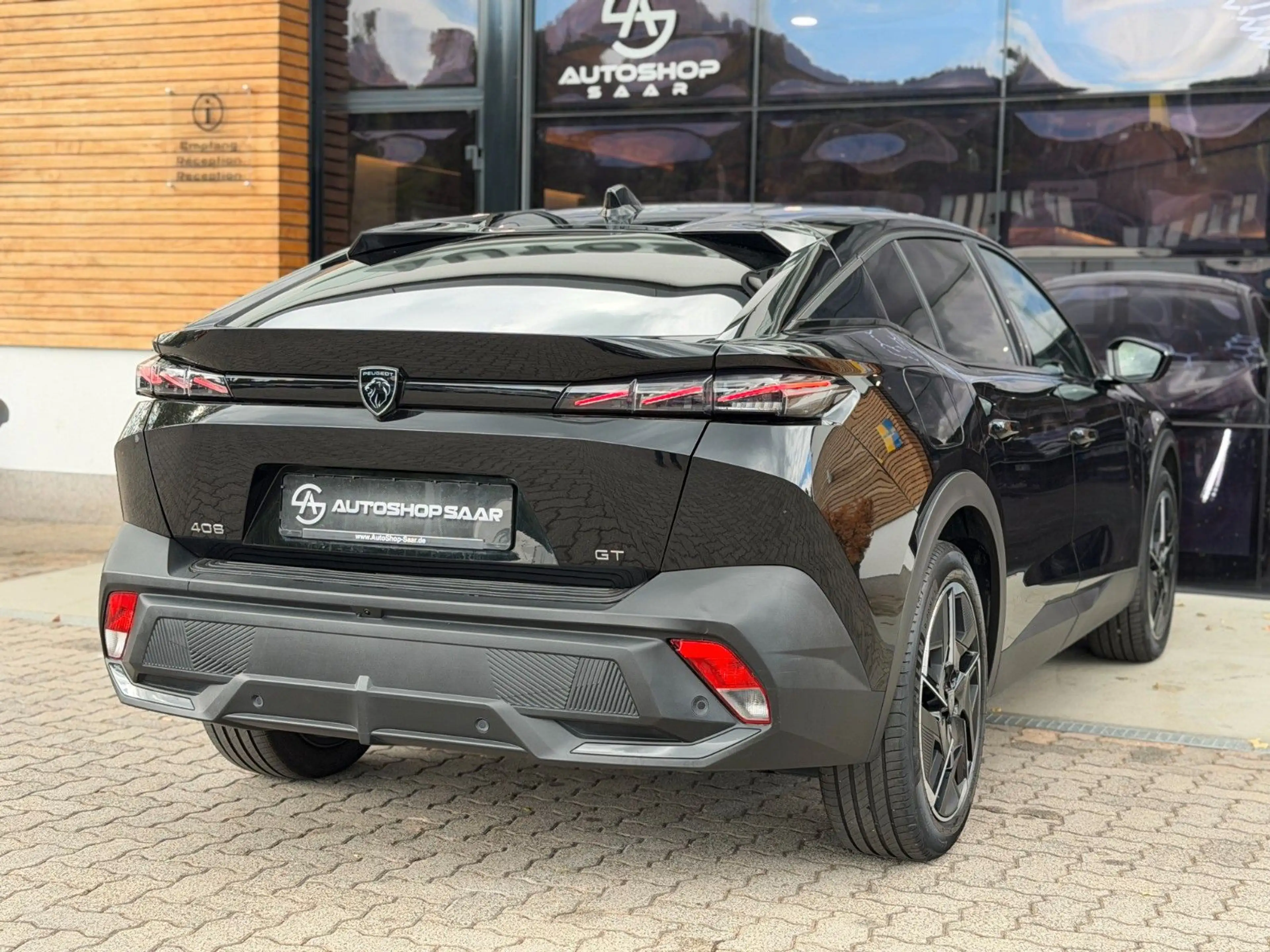 Peugeot 408 PureTech 130 GT 360°/Schiebe-Dach/ACC — photo 10