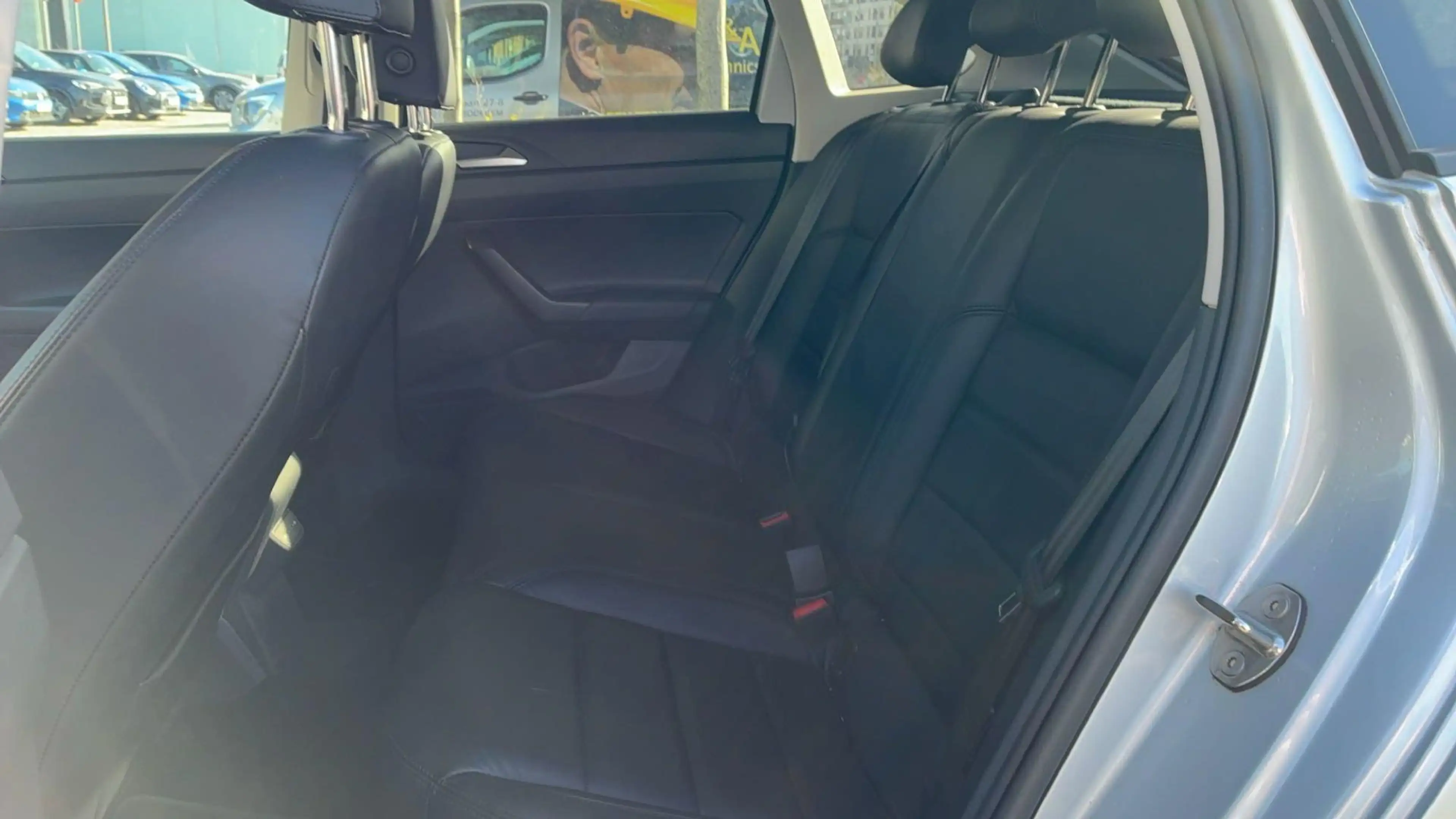 Volkswagen Taigo 1.0 TSI DSG Life CAMERA | CARPLAY | ZETELVERWARMIN — photo 3