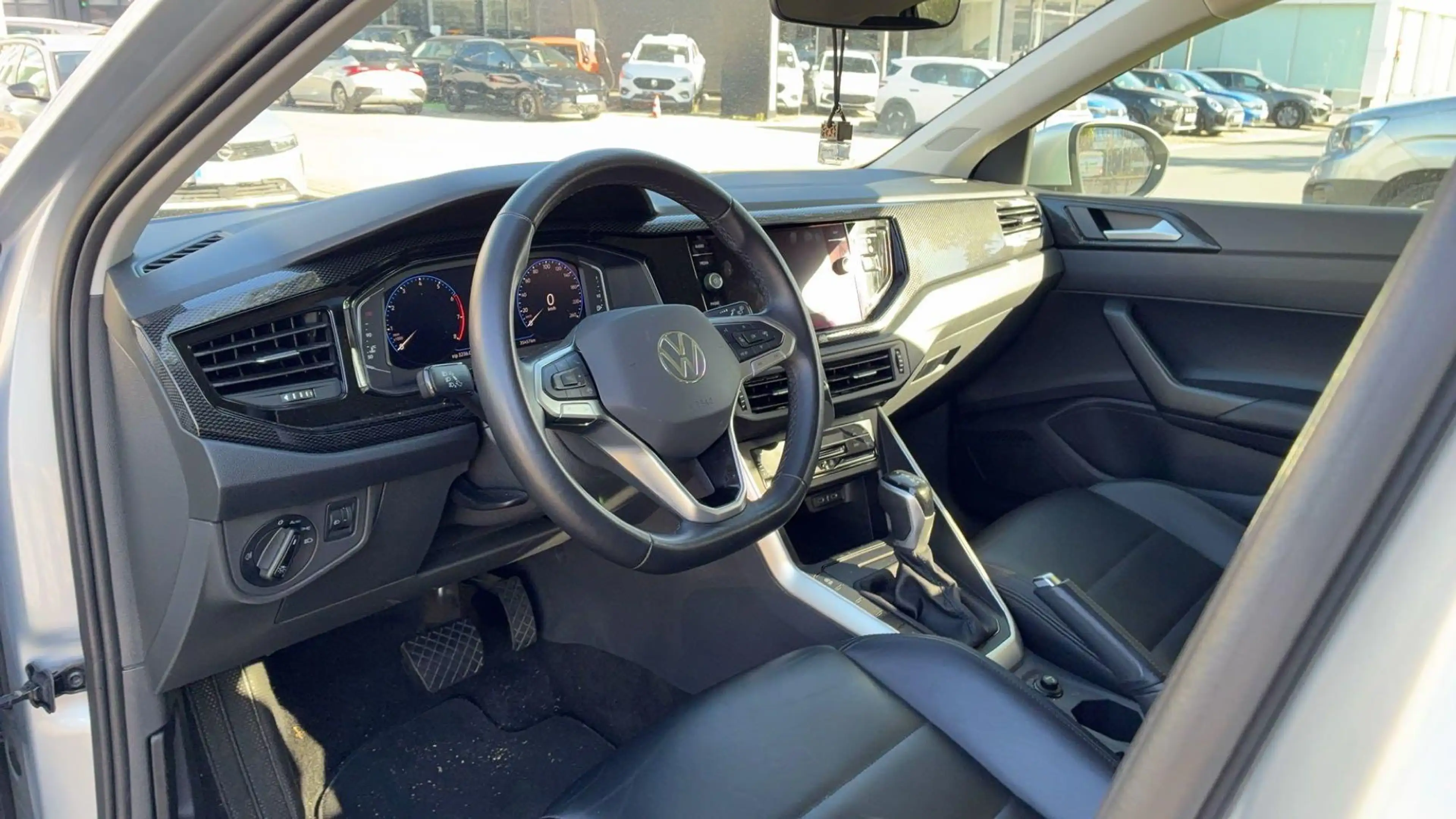 Volkswagen Taigo 1.0 TSI DSG Life CAMERA | CARPLAY | ZETELVERWARMIN — photo 6