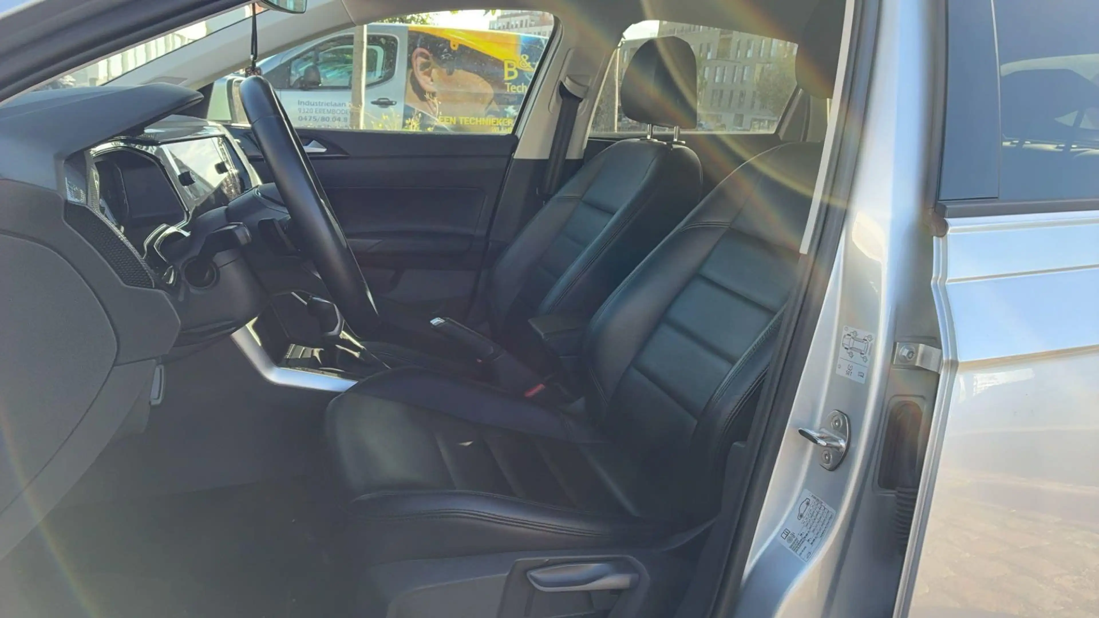 Volkswagen Taigo 1.0 TSI DSG Life CAMERA | CARPLAY | ZETELVERWARMIN — photo 7