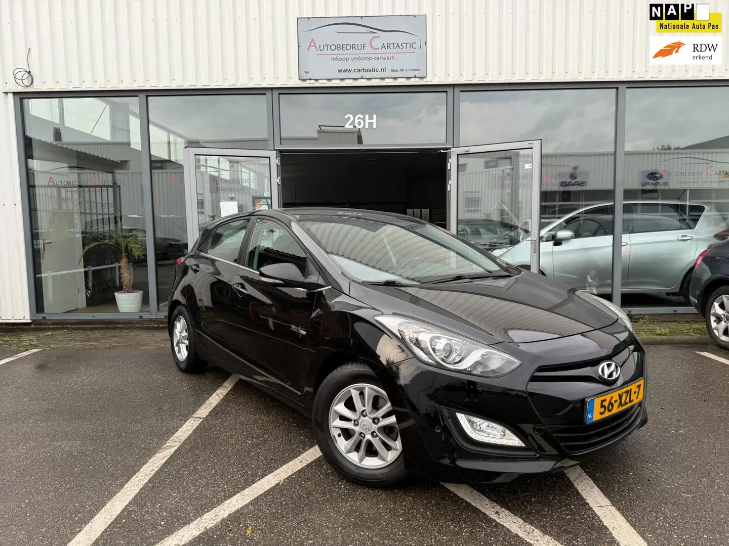 Hyundai i30 1.6 GDI i-Vision CLIMA | CRUISE CONTROL | NAVIGATI Noir - 1