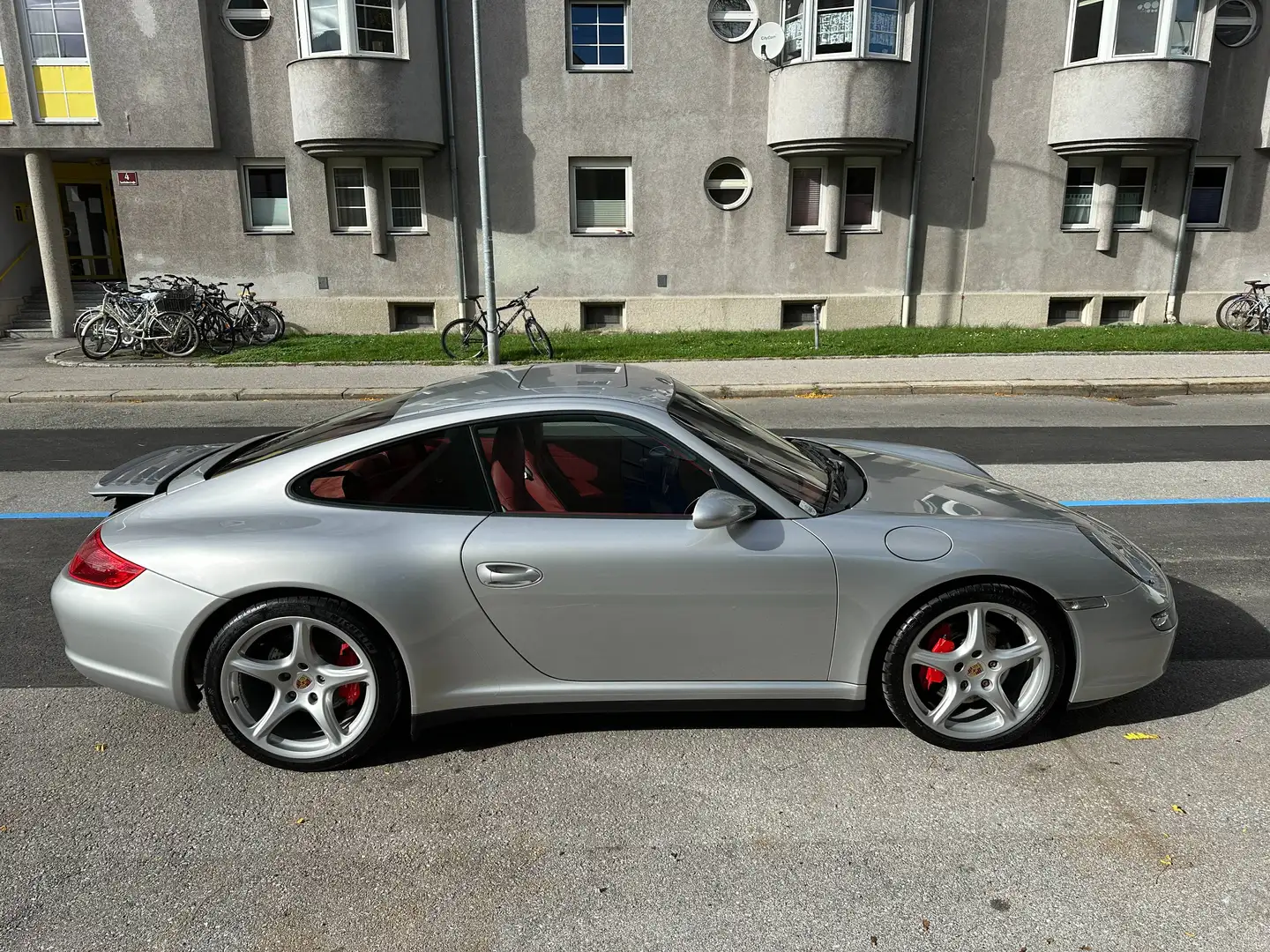 Porsche 997 911 Carrera 4 S Coupé S Silber - 1