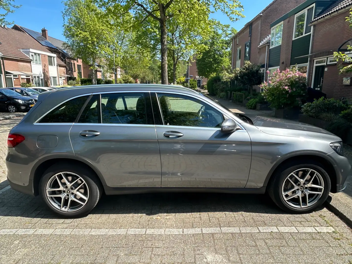 Mercedes-Benz GLC 250 GLC 250 Sp. Edition Grijs - 2