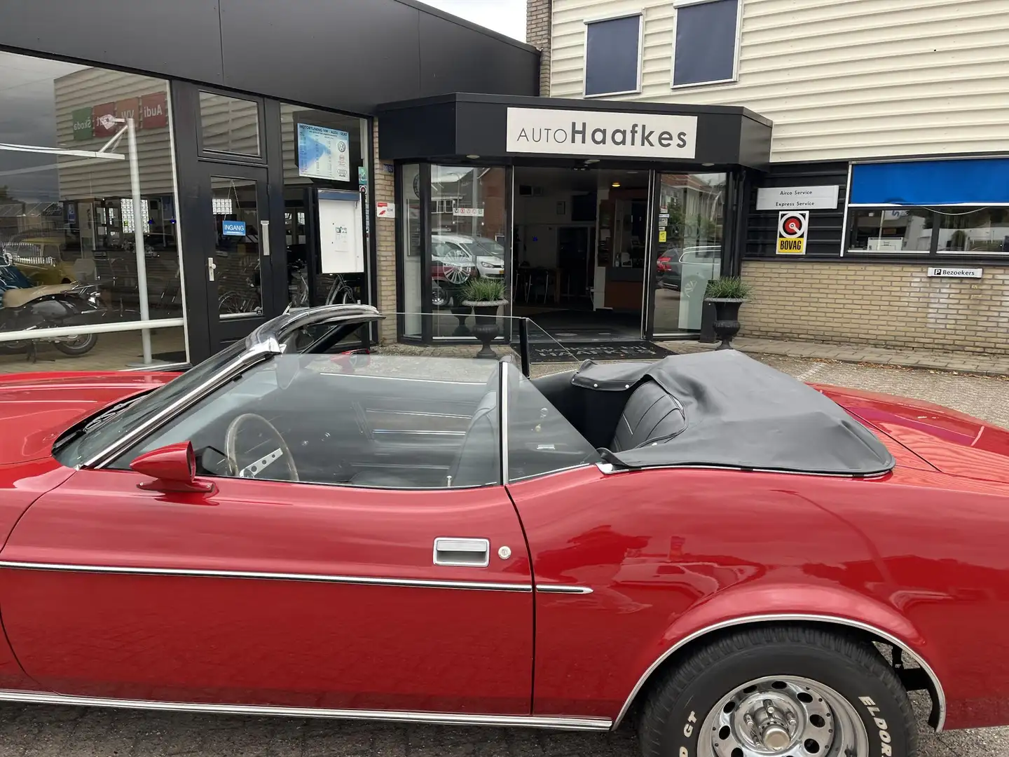 Ford Mustang cabriolet Convertible (250 Ci 6 cilinder) Converti Rood - 1