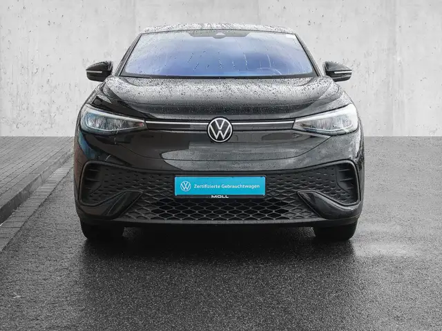 Volkswagen Id.5 view 3