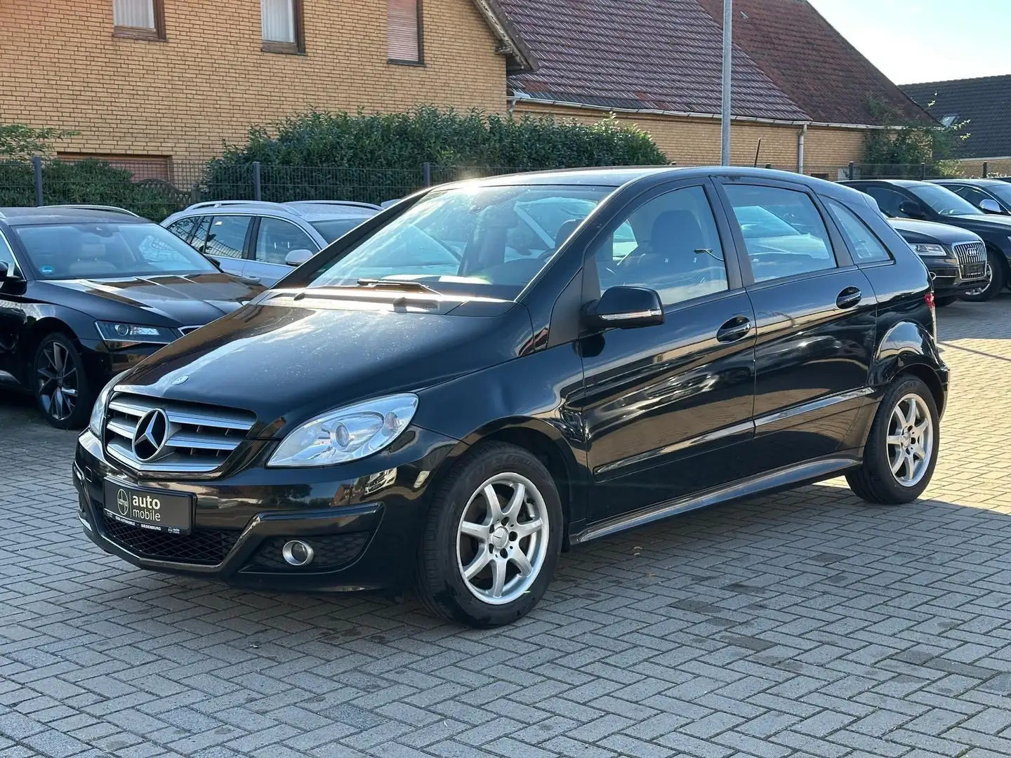 Mercedes-Benz B 180 CDI, TÜV neu, Bremse h. neu Noir - 1