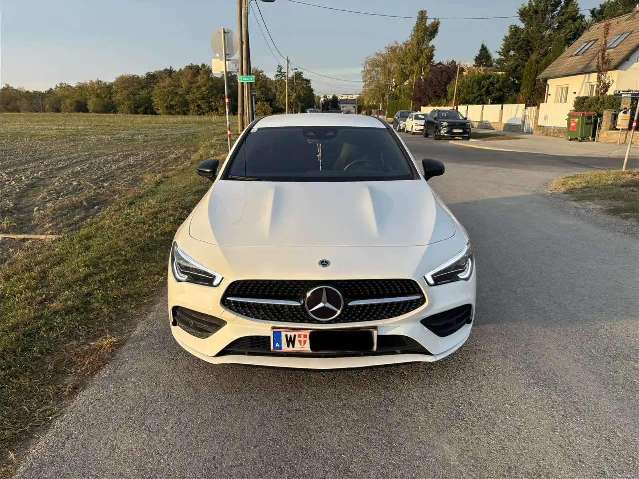 Mercedes-Benz CLA 200