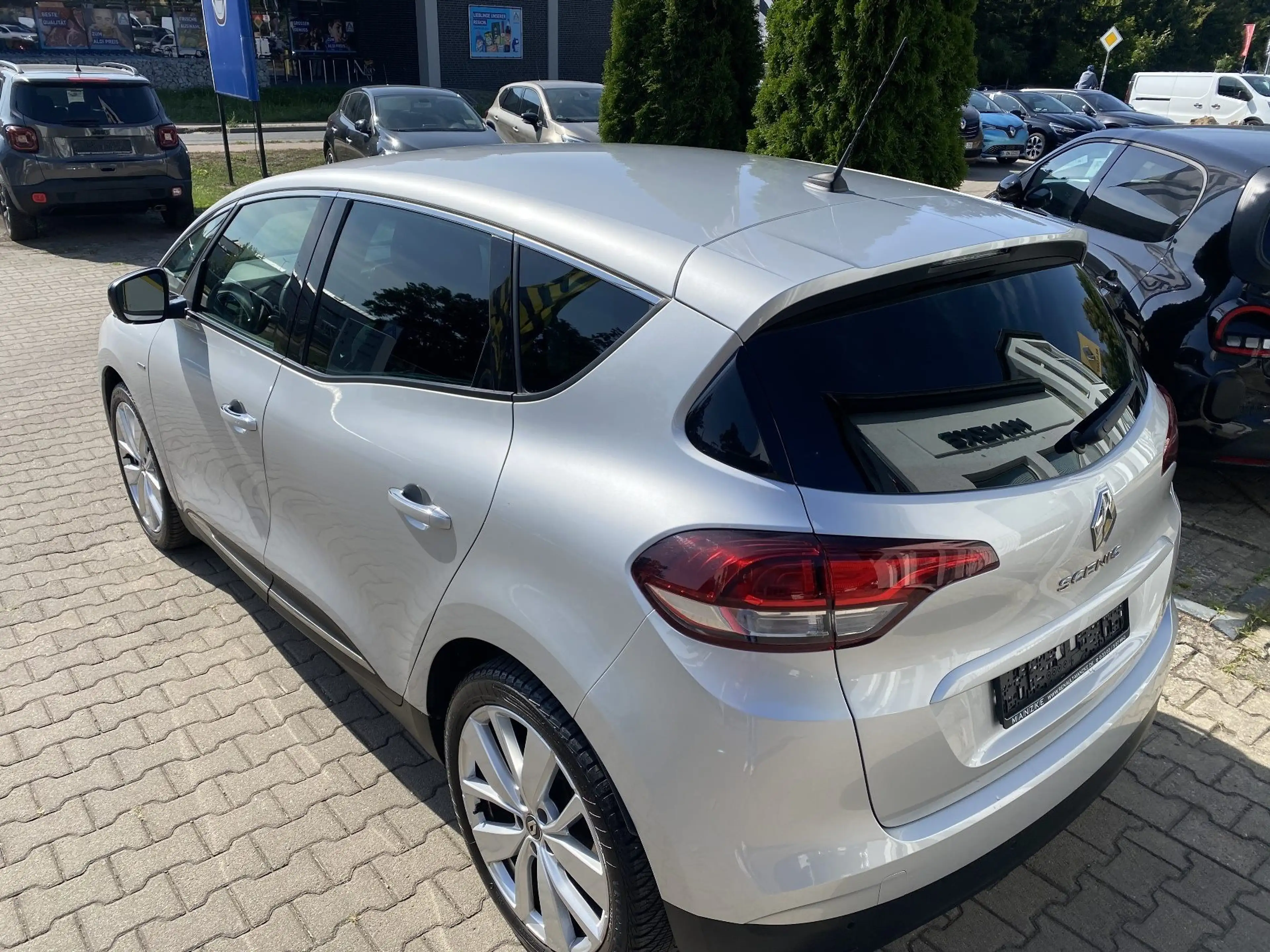 Renault Scenic IV LIMITED Deluxe TCe — photo 6
