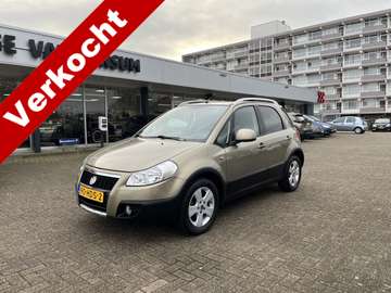 1.6-16V Emotion Airco Acamera Automaat Applecarpla