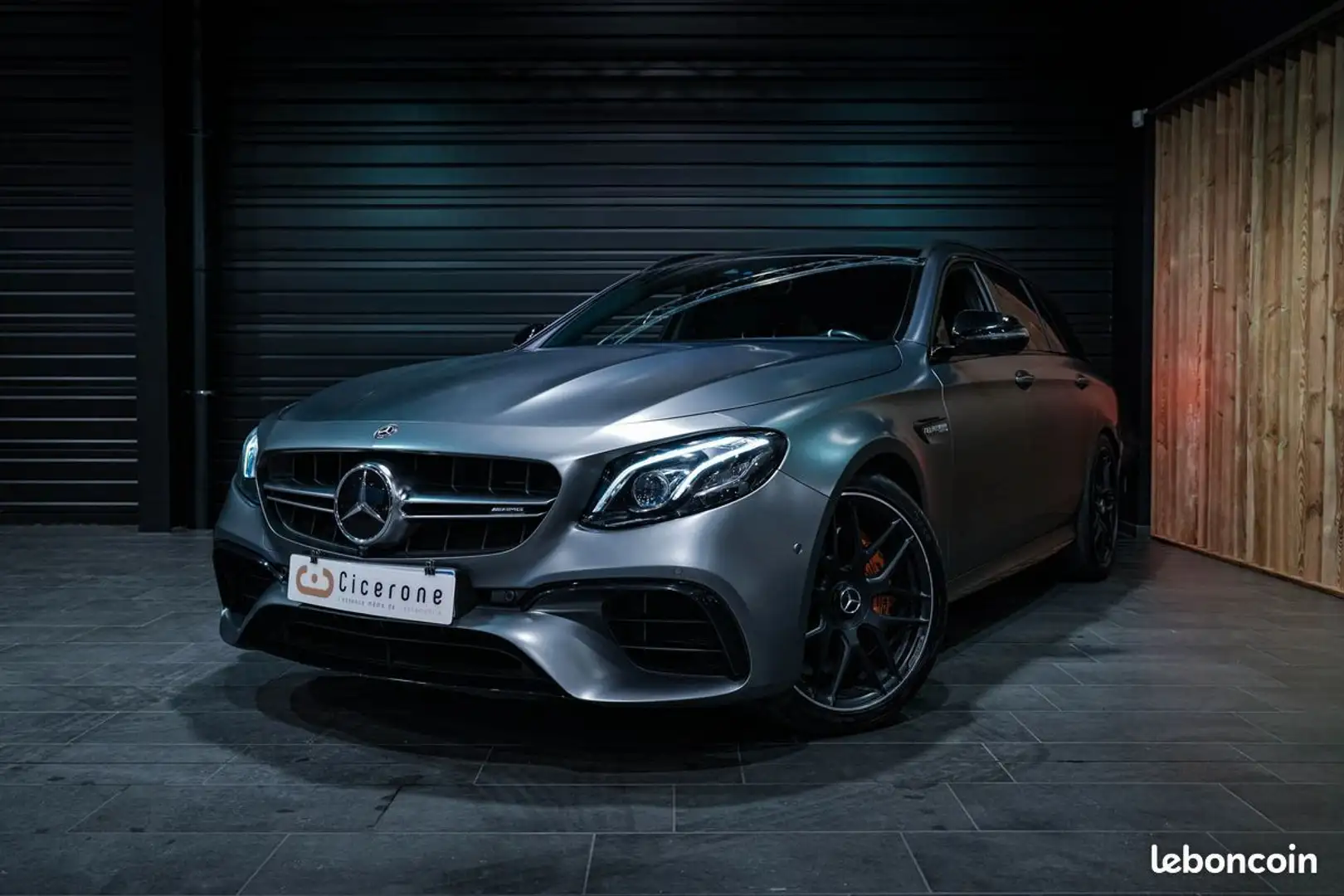 Mercedes-Benz E 63 AMG Mercedes-amg 63s amg 4matic+ v8 4.0l bi-turbo – 2018 2ème main toit ouvrant panoramique échappement sport burmeister sièg Gris - 1