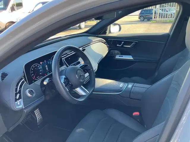 Mercedes-Benz E 300 de 4MATIC Limousine mit EQ Hybrid Technologi AMG L Ansicht 12