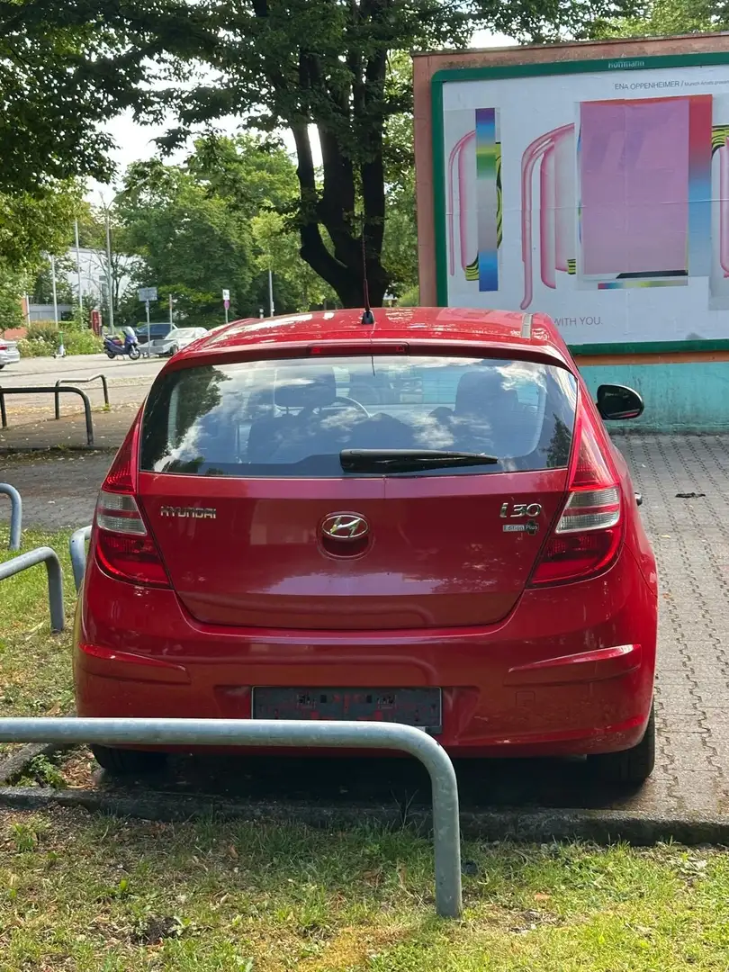 Hyundai i30 i30cw 1.6 Edition Plus - 1