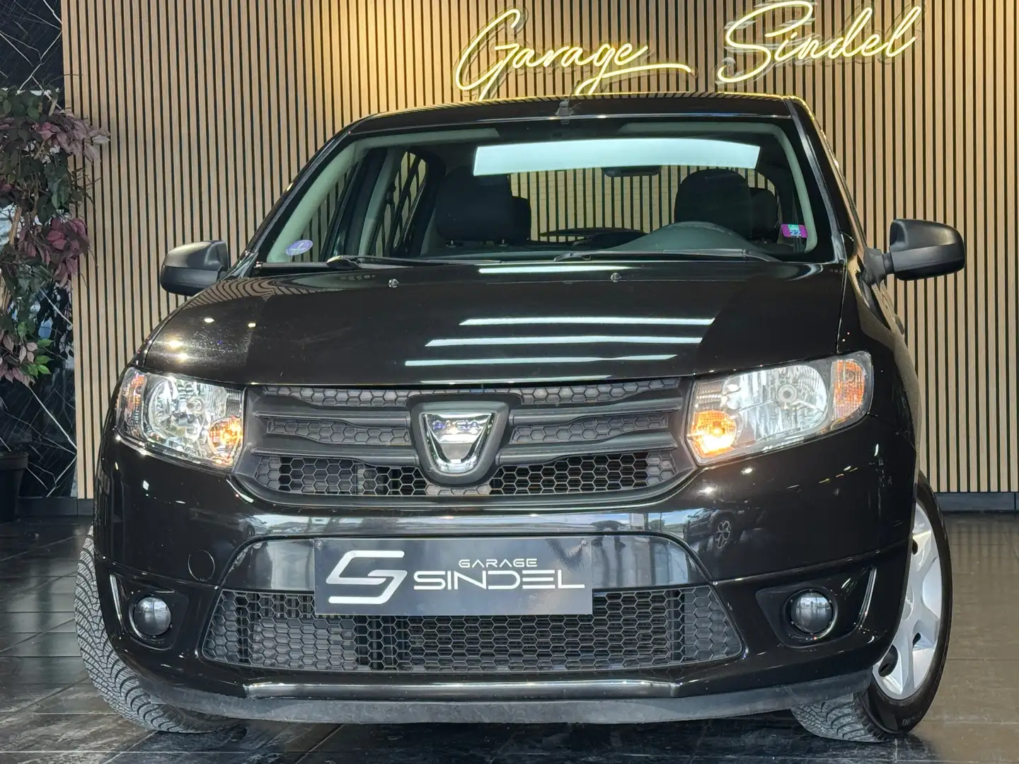 Dacia Sandero 0.9 TCe GARANTIE 12 MOIS*PRET A IMMATRICULER Noir - 1
