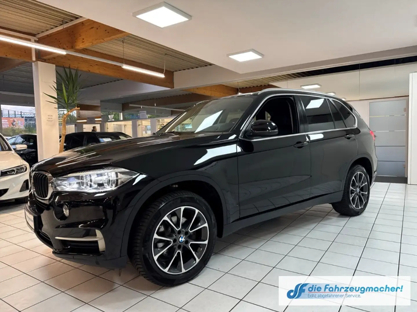 BMW X5 xDrive 30 d HUD AHK-klappbar Navi Leder Memory Sit Noir - 2