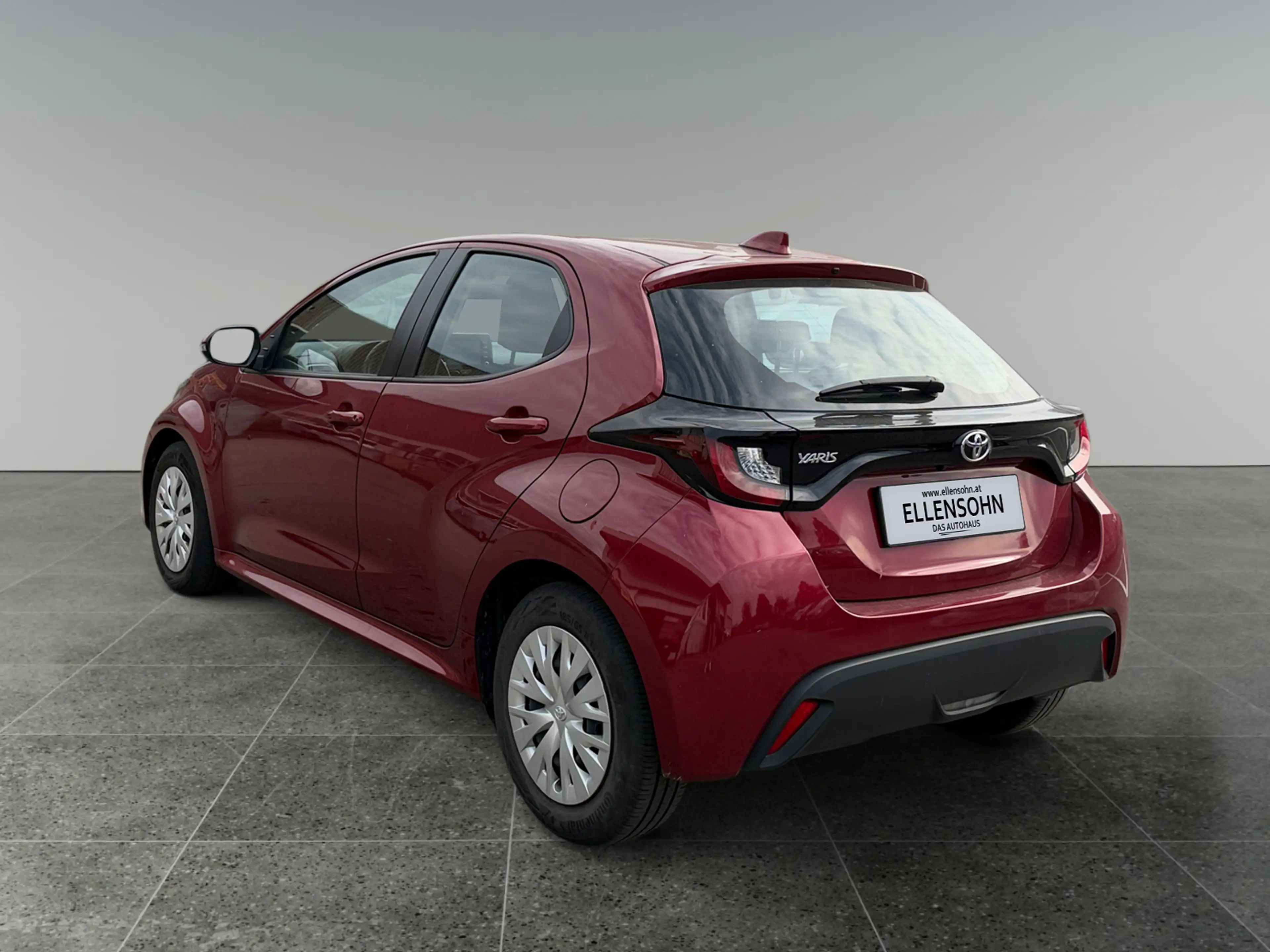 Toyota Yaris Yaris - 1,0 l 5-türig Active — photo 3