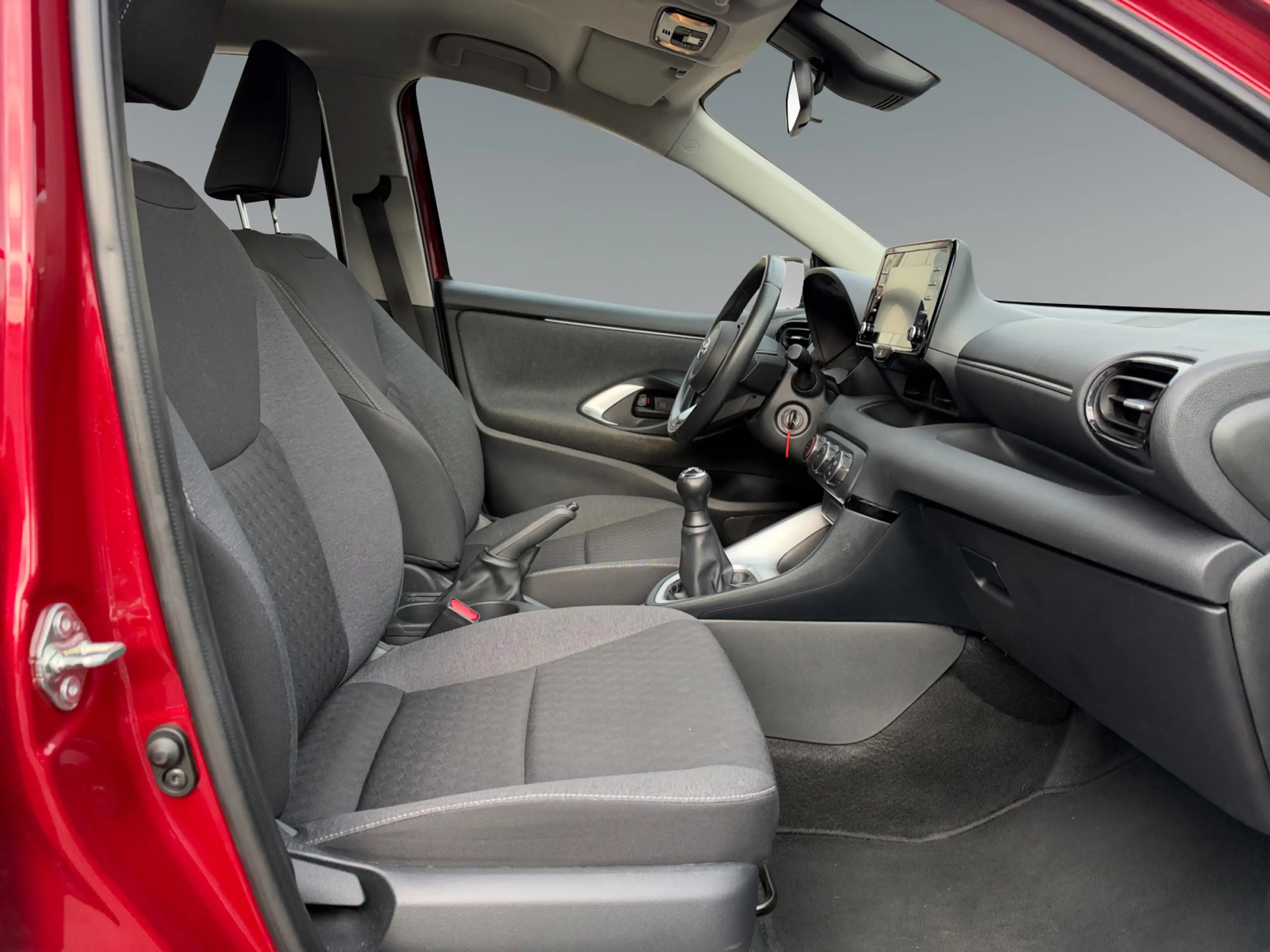 Toyota Yaris Yaris - 1,0 l 5-türig Active — photo 12
