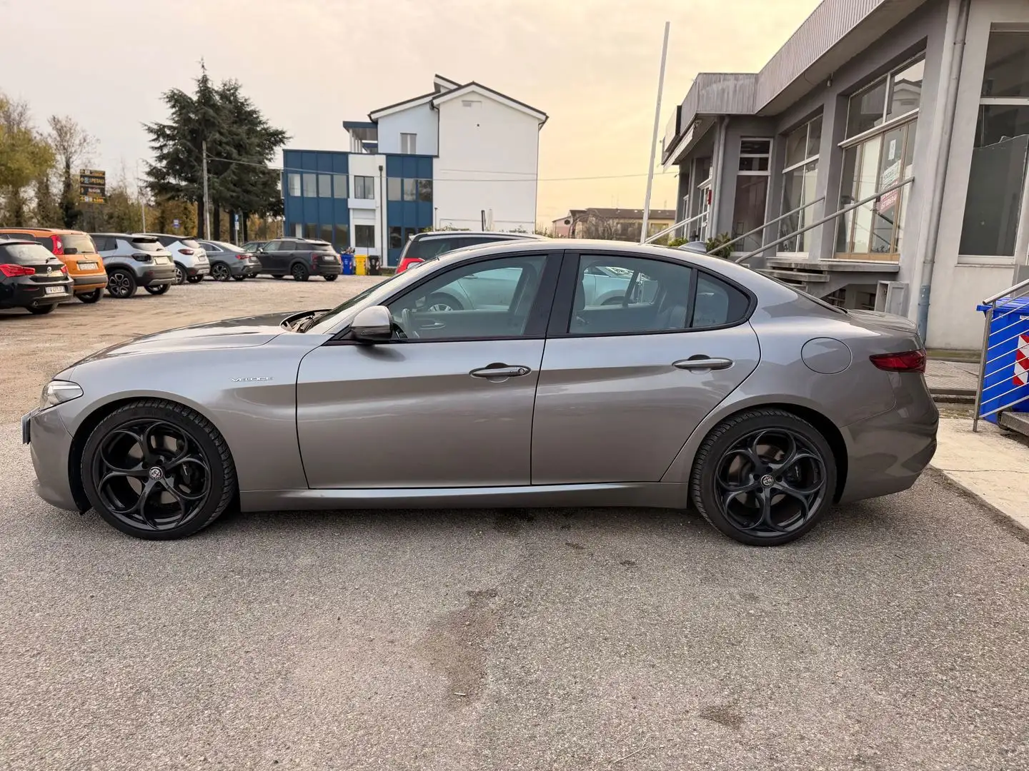 Alfa Romeo Giulia Veloce 2.2 Turbo Grigio - 2