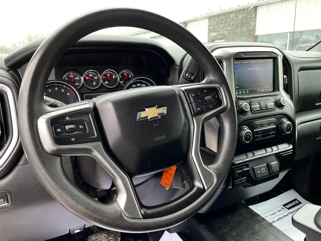 Chevrolet Silverado 1500 снимка Chevrolet Silverado 1500