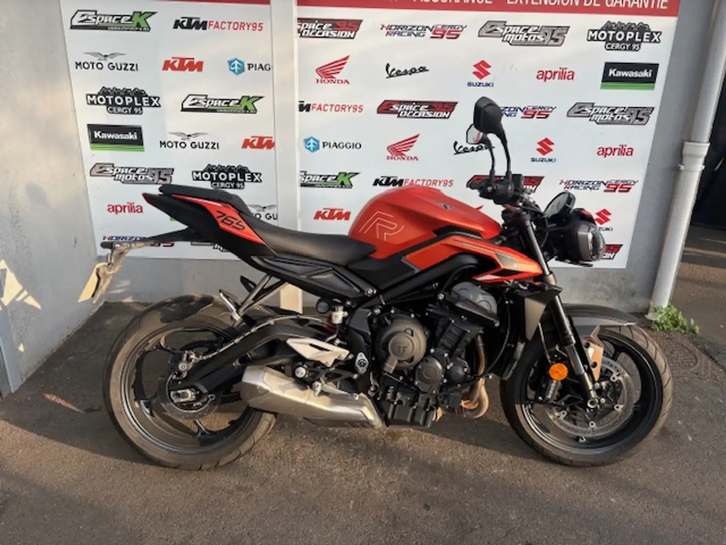 Triumph Street Triple R Naranja - 1