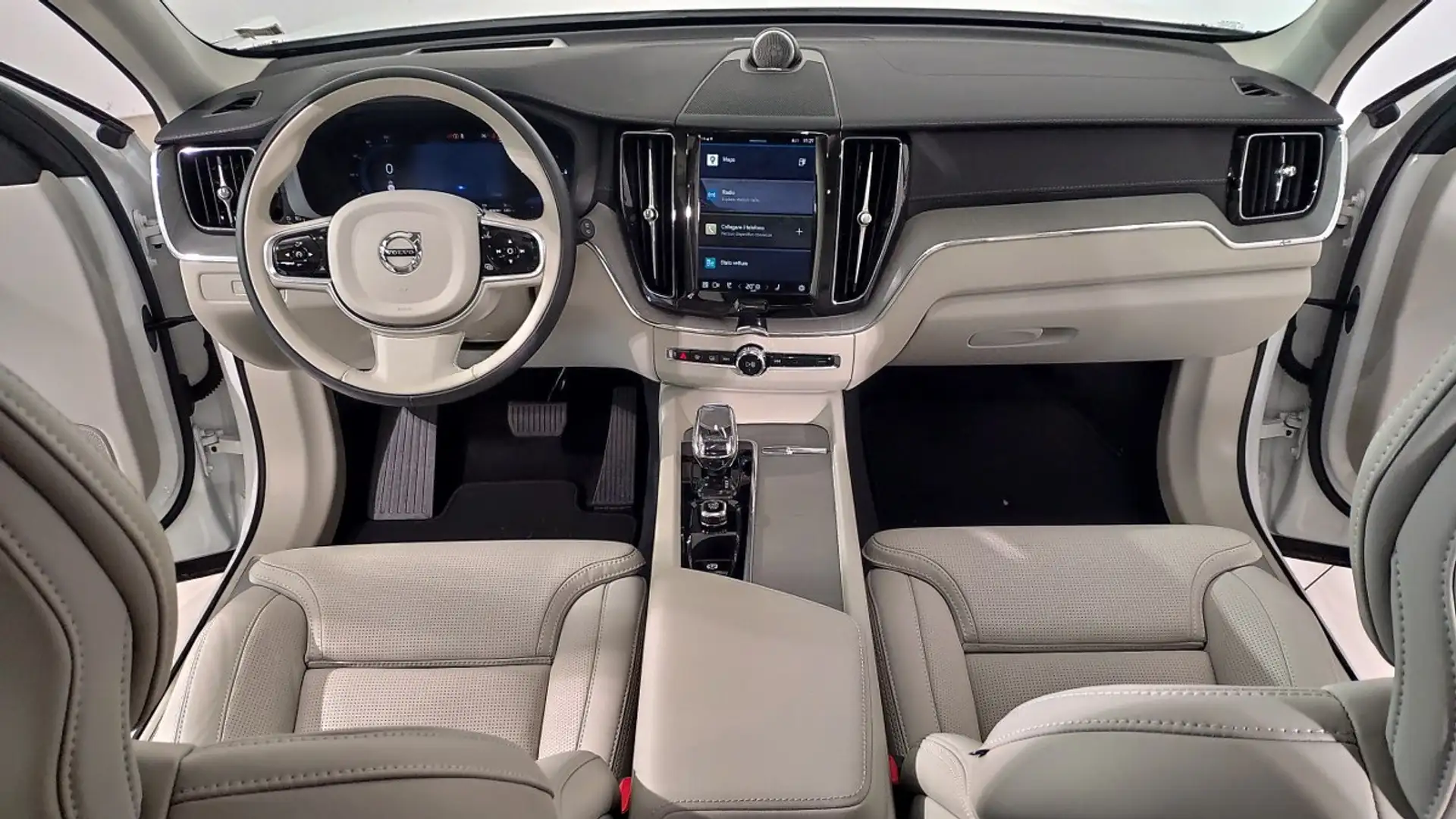 Volvo XC60 T8 Recharge Plug In Hybrid Awd Aut. Ultimate Dark Blu/Azzurro - 2
