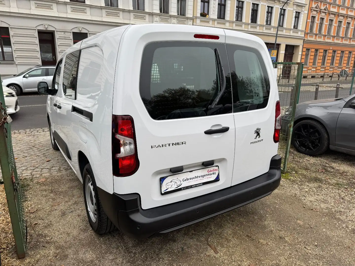 Peugeot Partner Premium FlexCab L2 SR+WR Standheizung Bílá - 2