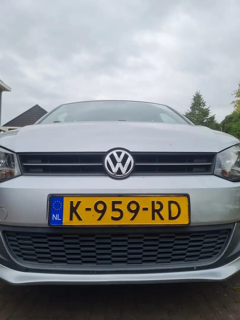 Volkswagen Polo 1.4-16V Comfortline Grijs - 2