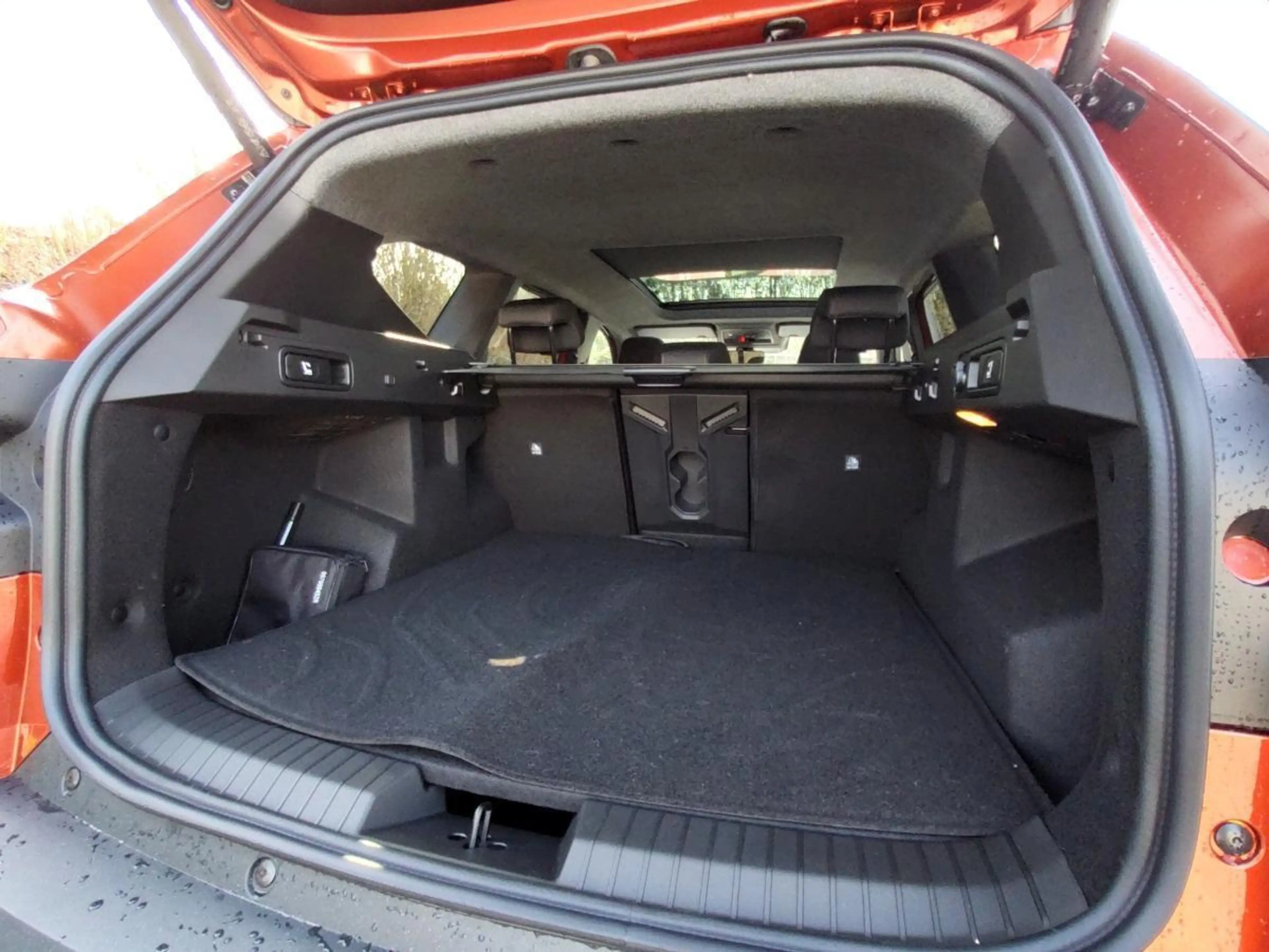 Dacia Bigster Extreme TCe 140 — photo 12