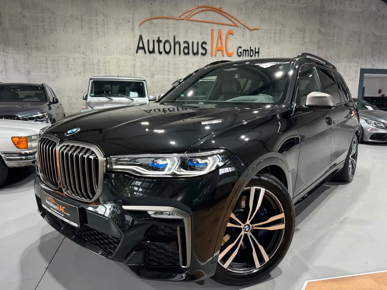 BMW X7