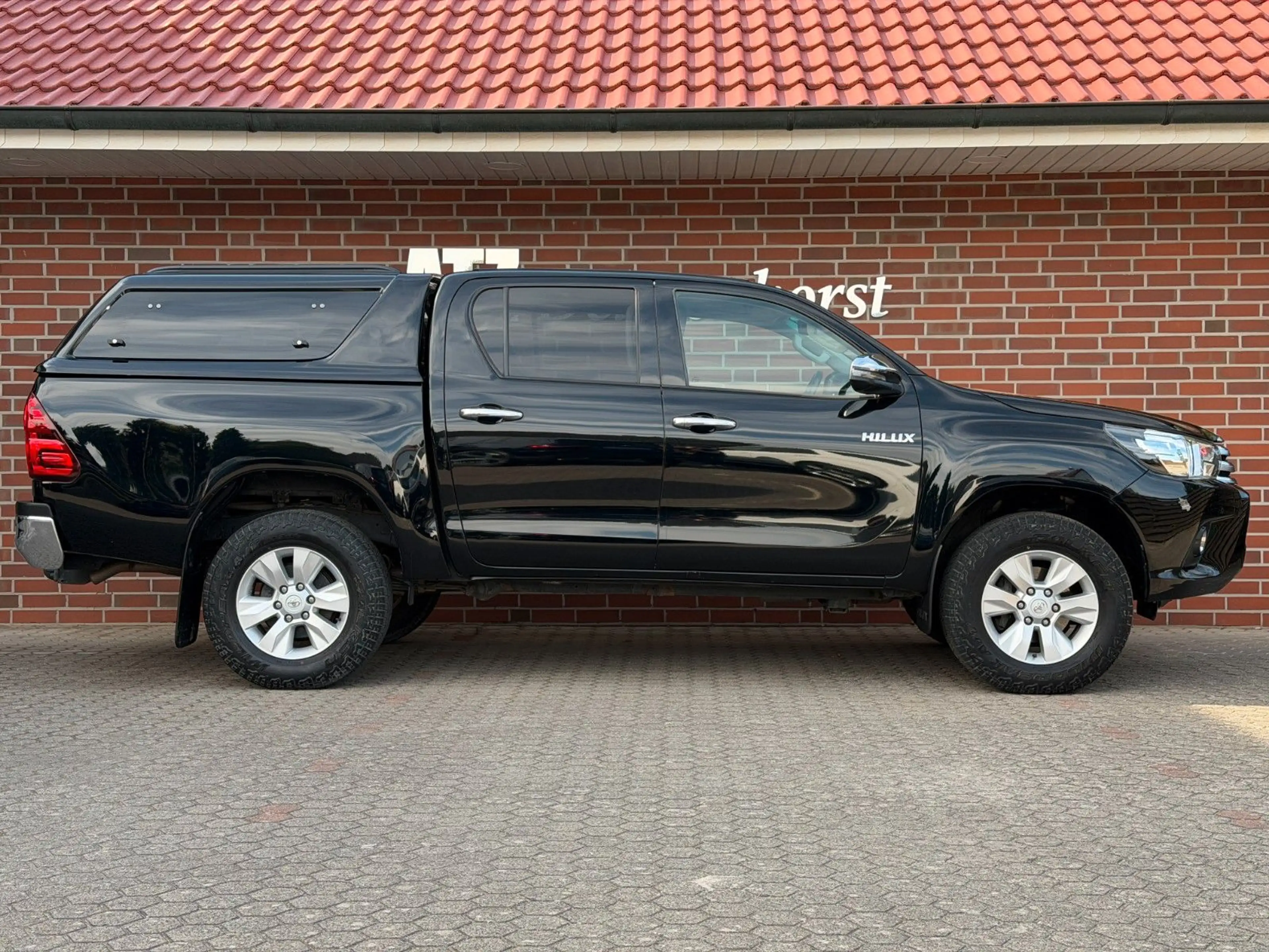 Toyota Hilux Double Cab Duty Comfort 4x4 Harttop*AHK — photo 6
