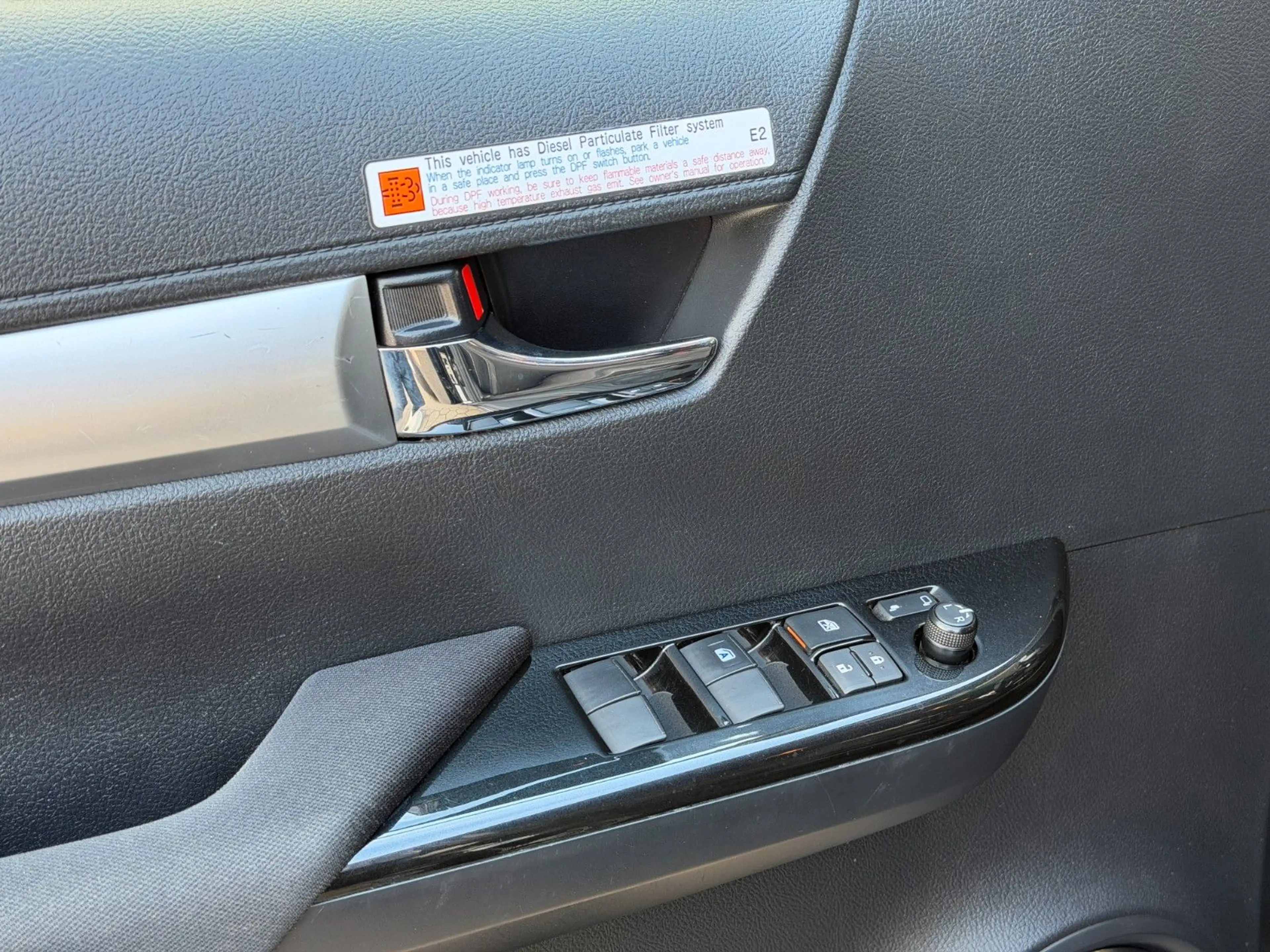 Toyota Hilux Double Cab Duty Comfort 4x4 Harttop*AHK — photo 23