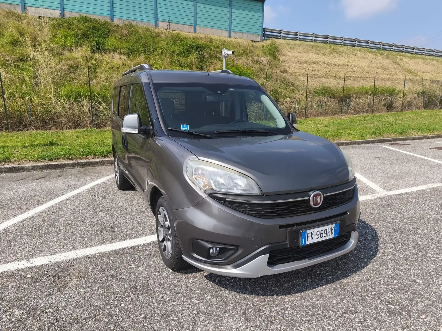 Fiat Doblo 1.6 MJT 16V 120CV Trekking Grigio - 1