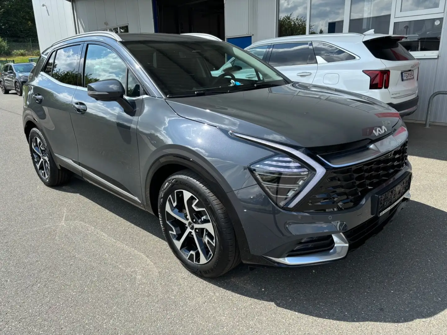 Kia Sportage 48V 2WD DCT SPI DRIVE SOUND Grau - 1