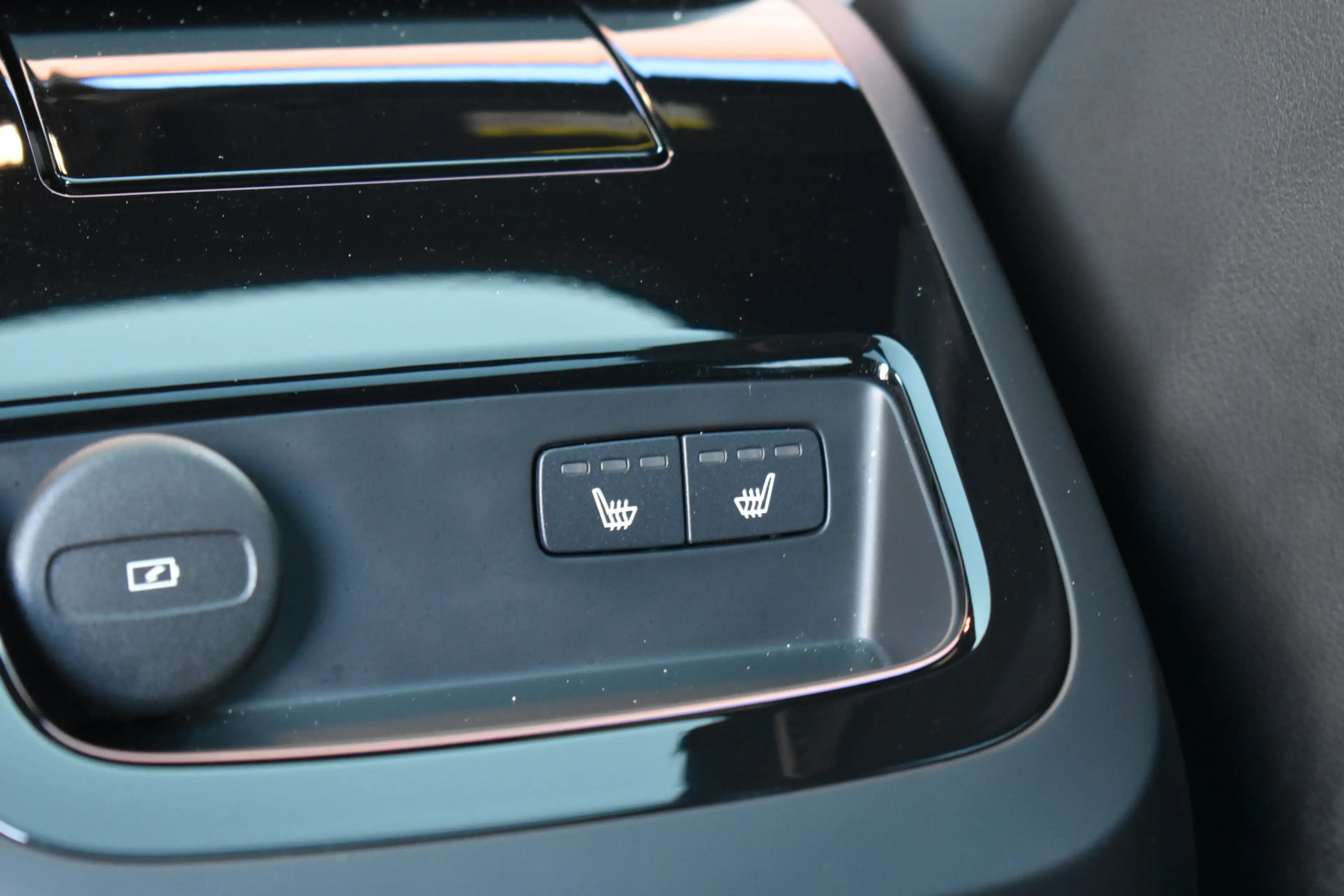 Volvo V60 T8 455PK Plug-in hybrid AWD Plus Dark | trekhaak | — photo 9