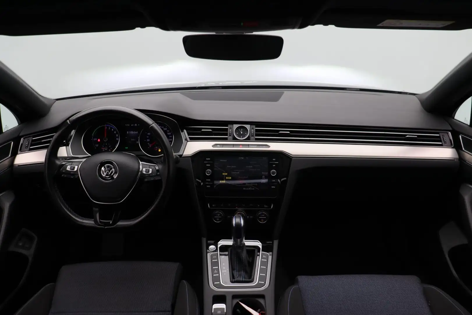 Volkswagen Passat Variant 1.4 TSI GTE Panorama Apple-Carplay Climate Stoelve Bleu - 2