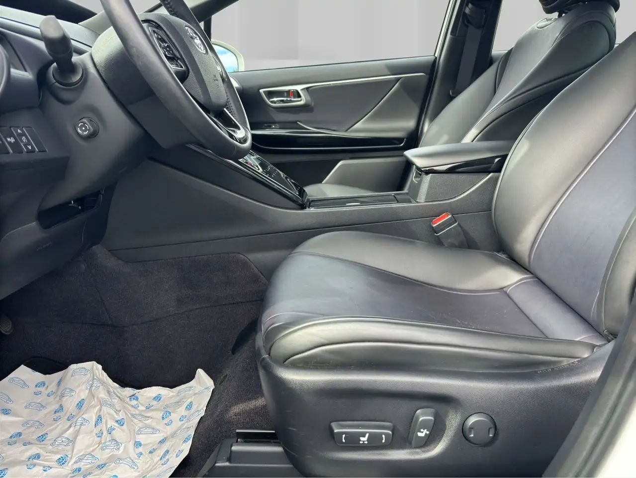 Toyota Mirai — photo 9 sur 18