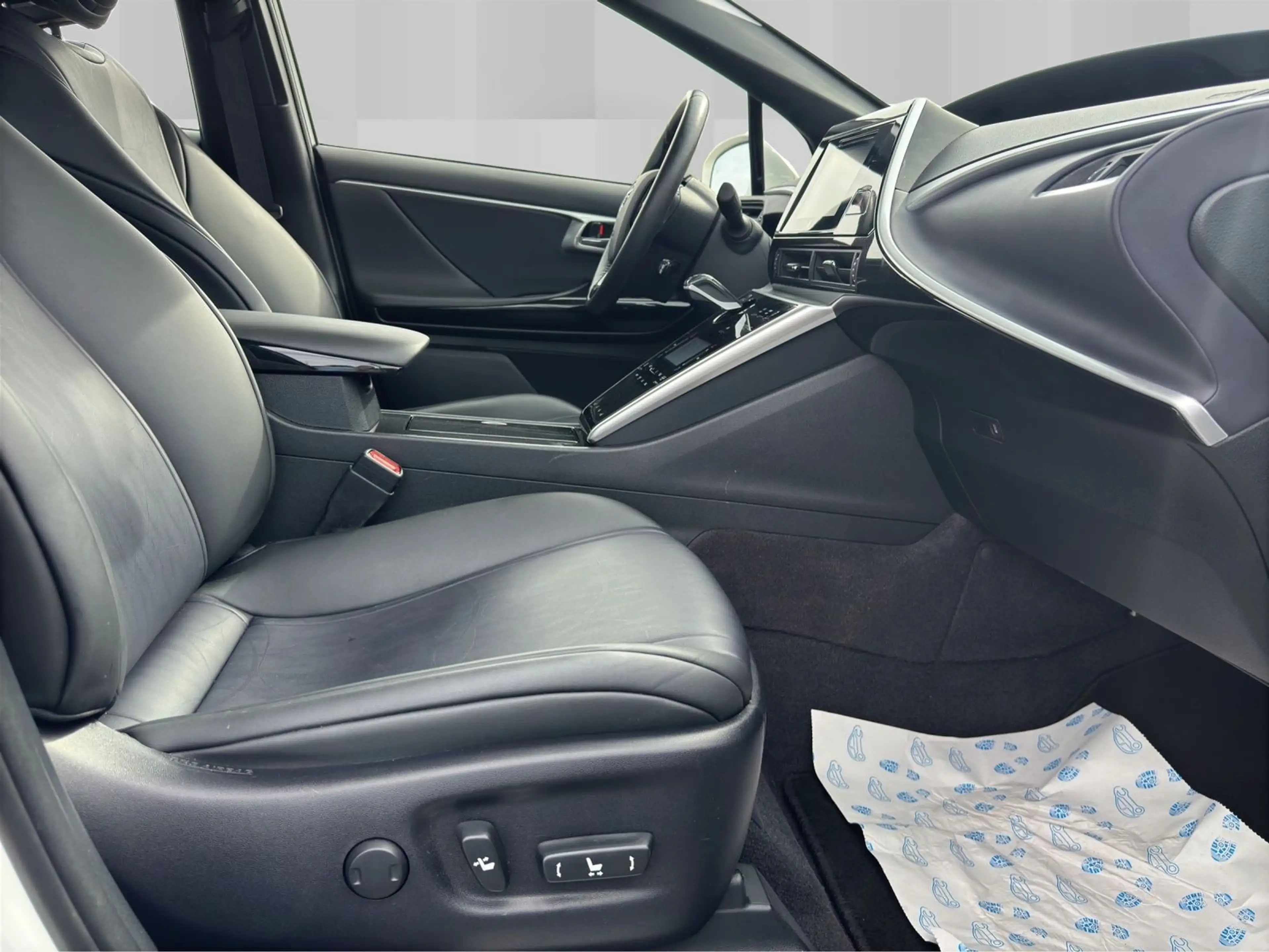 Toyota Mirai H2 Hydrogen / Leder LED NAV ACC JBL SHZ BT — photo 14