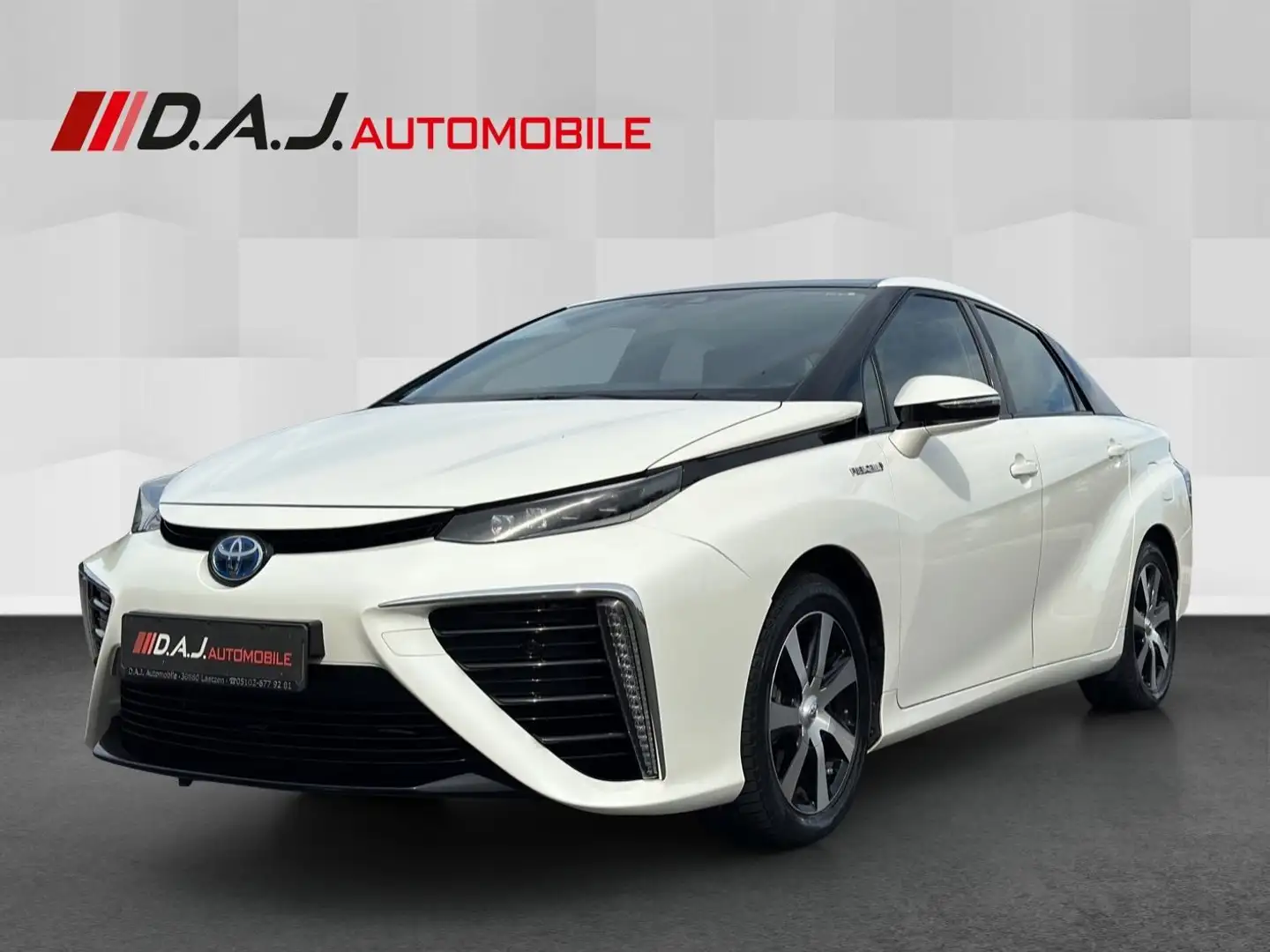 Toyota Mirai H2 Hydrogen / Leder LED NAV ACC JBL SHZ BT Weiß - 1