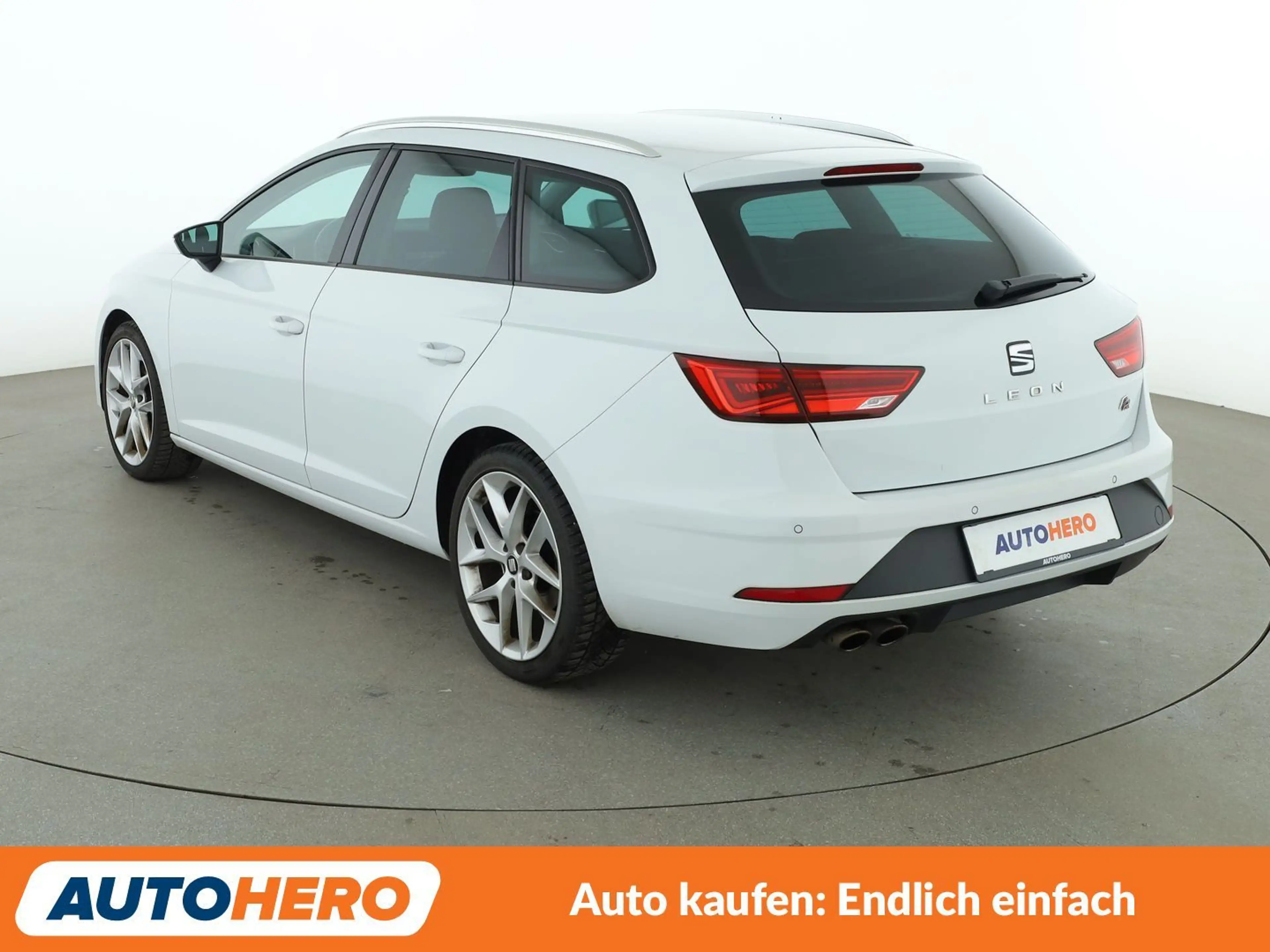 SEAT Leon 1.4 TSI FR*NAV*LED*TEMPO*PDC*SHZ*BT*AMBIENTE* — photo 4